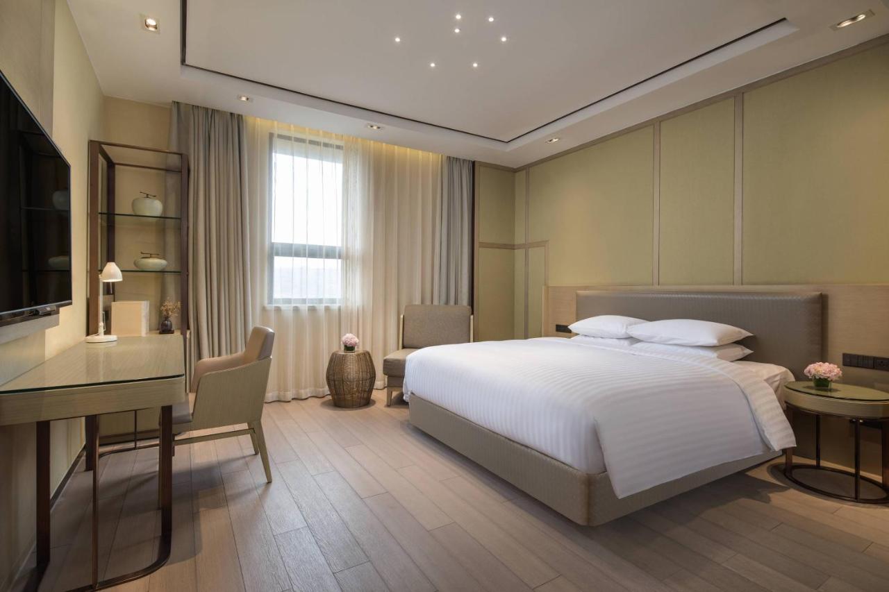 Courtyard By Marriott Shanghai International Tourism And Resorts Zone Εξωτερικό φωτογραφία